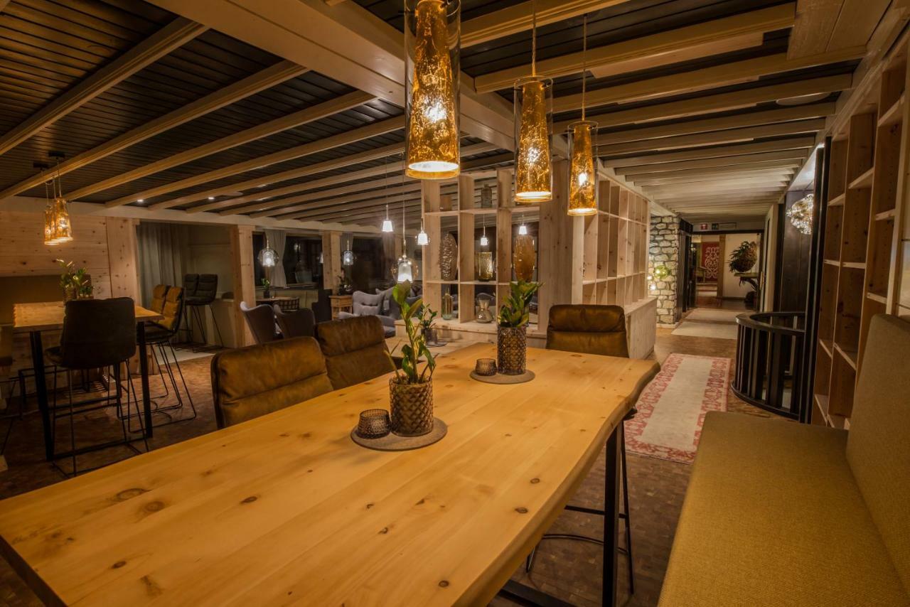 Hotel Ciasa Salares Сан-Кассиано Экстерьер фото